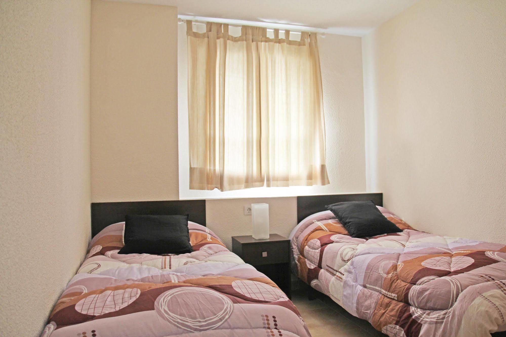 Apartamentos Dona Carmen 3000 Оропеса дел Мар Екстериор снимка